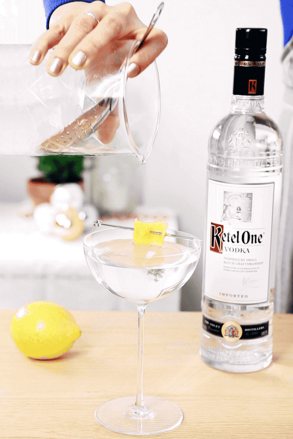 Elegant Martini Cinemagraph Martini glass with subtle liquid shimmer