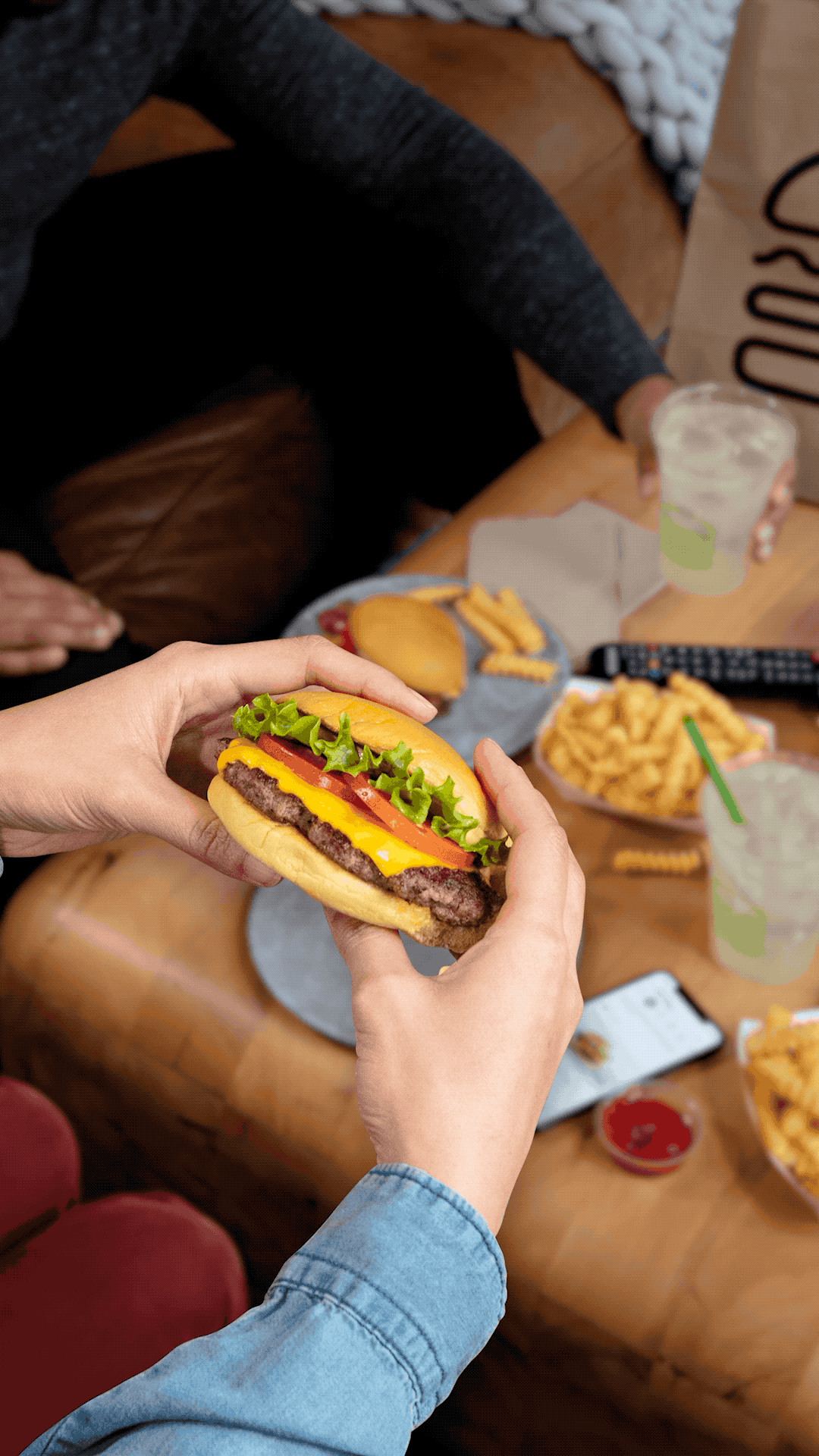 Burger Parallax Video Parallax effect video of a gourmet burger